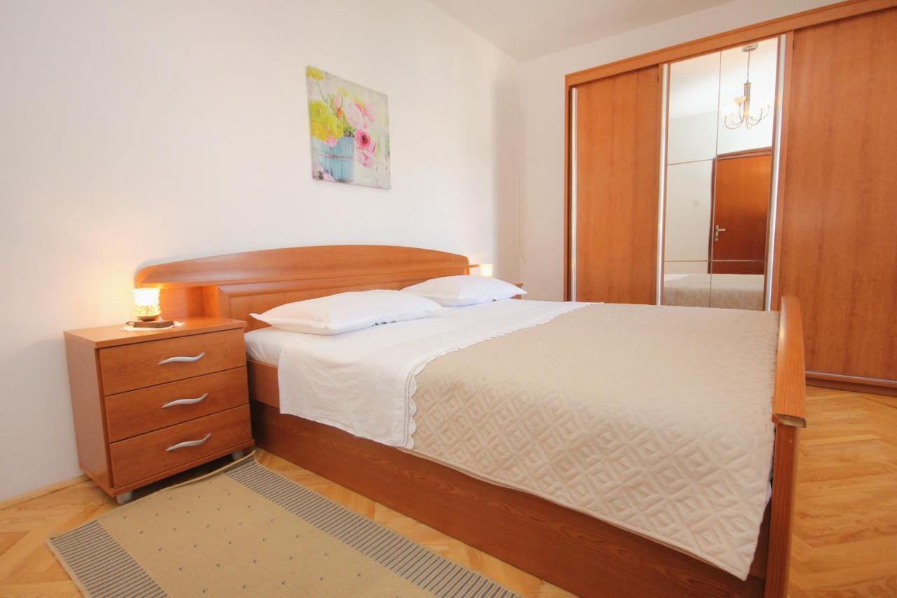 Apartments With A Parking Space Pag - 9388 Pag Town Exterior foto
